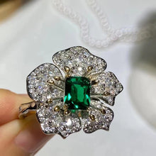 Load image into Gallery viewer, Deliciated Gold Pistil Green Orchid Flower Finger Rings
