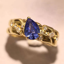 Load image into Gallery viewer, Italian Vintage Gold-tone Pear-shaped Royal Blue Open Rings with Croissant Accent
