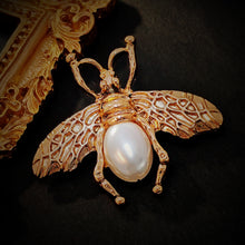 Load image into Gallery viewer, Antique Brass Gold and Pearl Bee Pin Brooch Elegant Insect Jewelry
