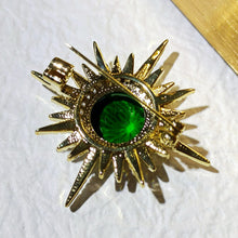 Load image into Gallery viewer, Excellent Gold and Emerald Starburst Pin Brooch Planet Sun Burst Jewelry
