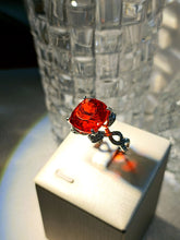 Load image into Gallery viewer, Brilliant Faceted Cut Blood Red Cubic Zircon Stone Cocktail Rings with Twisted Band
