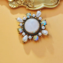 Load image into Gallery viewer, Glossy Iridescent Accent Round Imitated Pearl Brooch Starburst Costume Jewelry
