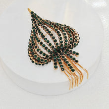 Load image into Gallery viewer, Fantastic Vintage Spade Green Crystal Sea Jellies Brooch Ocean Medusa Jewelry
