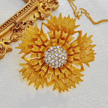 Load image into Gallery viewer, Retro Gold Flower Brooch with Texture and Layered Petal
