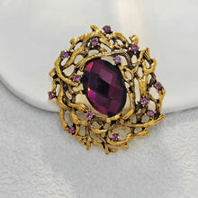 Load image into Gallery viewer, Vintage Stylish Amethyst Purple Oval Art Deco Brooch with Branch Detail
