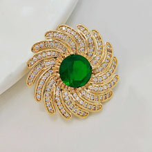 Load image into Gallery viewer, Stylish Floral Pattern Green Circlet Brooch Pin Sunflower Jewelry
