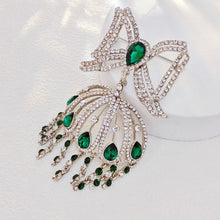 Load image into Gallery viewer, Indian Stylish Oversize Green Bow &amp; Jhumka Brooch Pin Asin Traditional Jewelry
