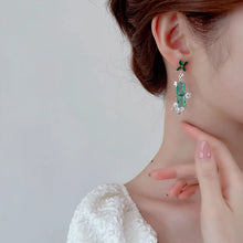 Load image into Gallery viewer, Chinese Traditional Design Green Bamboo Drop Earrings for Cheongsam HanFu Dressy Jewelry
