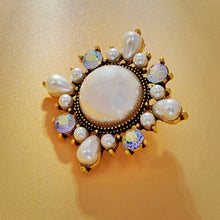 Load image into Gallery viewer, Glossy Iridescent Accent Round Imitated Pearl Brooch Starburst Costume Jewelry
