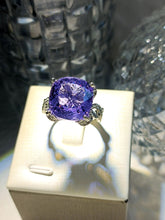 Load image into Gallery viewer, Gorgeous Silver Twist Band Purple Oval CZ Solitaire Adjustable Rings
