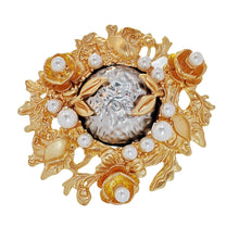 Load image into Gallery viewer, Vintage Imitated Baroque Pearl Gold Floral Brooch Wreath Jewelry
