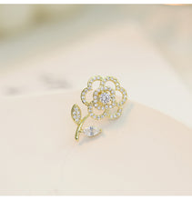 Load image into Gallery viewer, Jewelblings Exquisite Gold Tone Opens Blossom Mini Rose Flower Stab Needle Pin Safety Blood-Pin for Women Men Accessory
