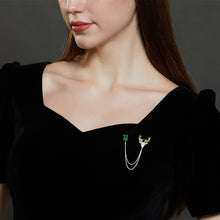 Load image into Gallery viewer, Jewelblings Vintage Style Green Stone &amp; Reindeer Collar Chain Pin
